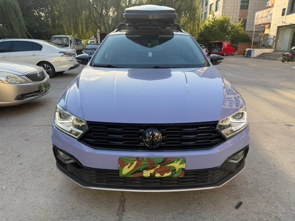 Volkswagen C-TREK 2018 — фото автомобиля
