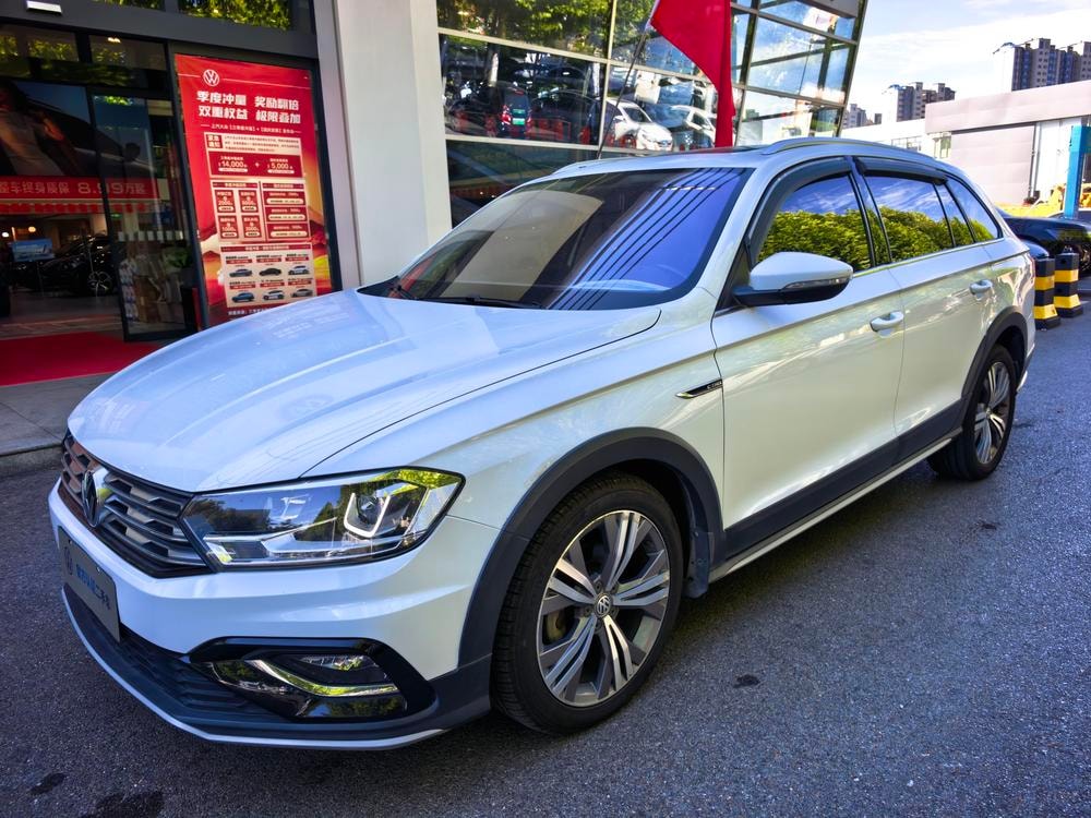 Volkswagen C-TREK 2020 — фото автомобиля