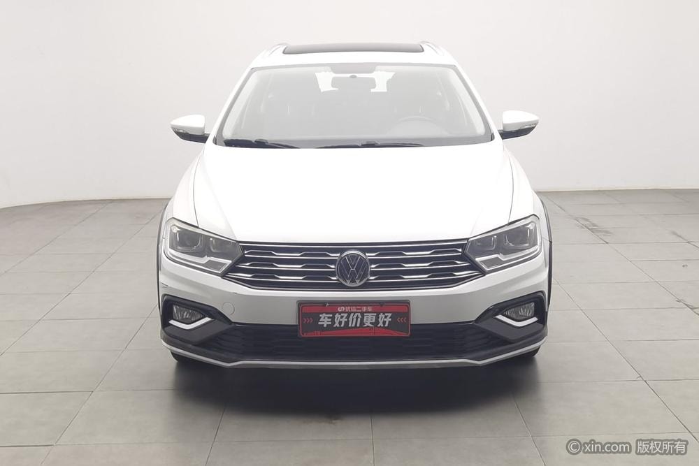 Volkswagen C-TREK 2018 — фото автомобиля