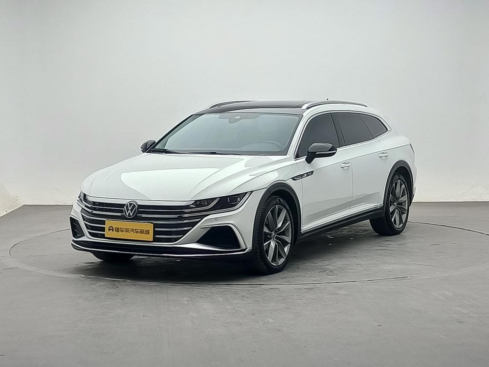 Volkswagen CC 2024 — фото автомобиля 1