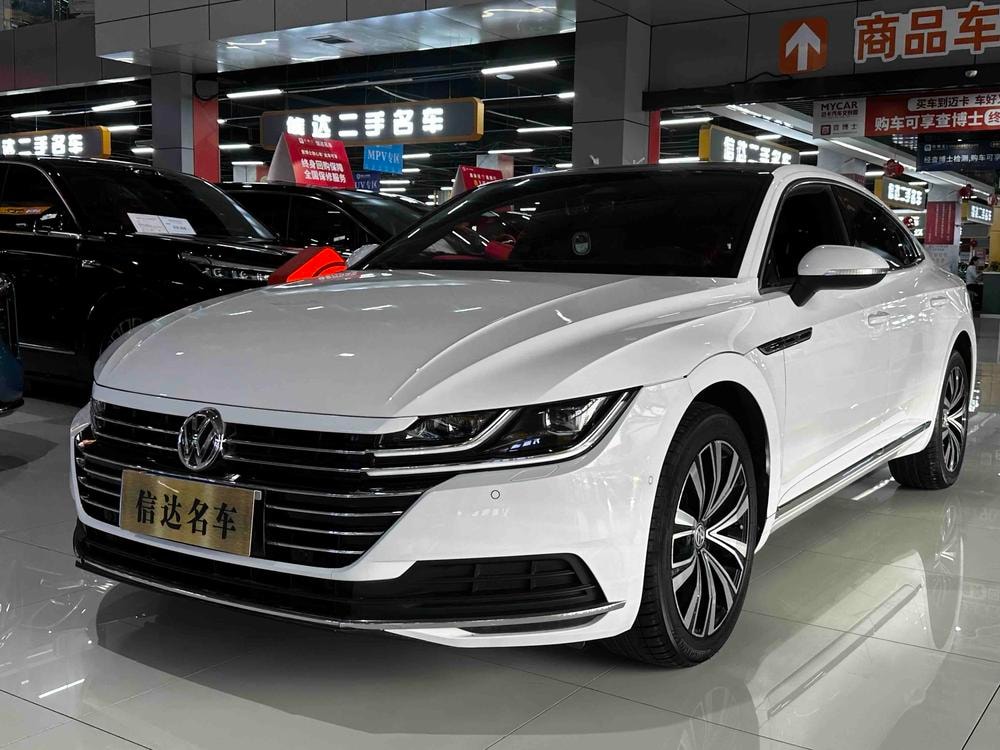 Volkswagen CC 2020 — фото автомобиля