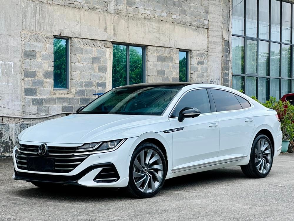 Volkswagen CC 2021 — фото автомобиля