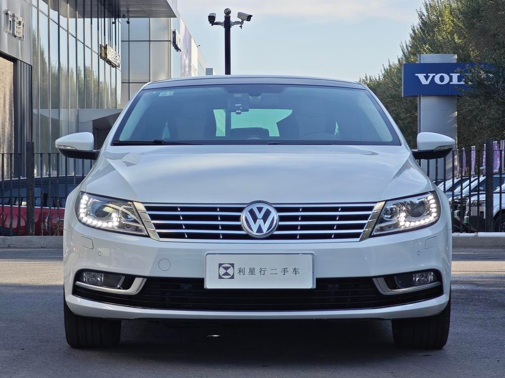 Volkswagen CC 2016 — фото автомобиля
