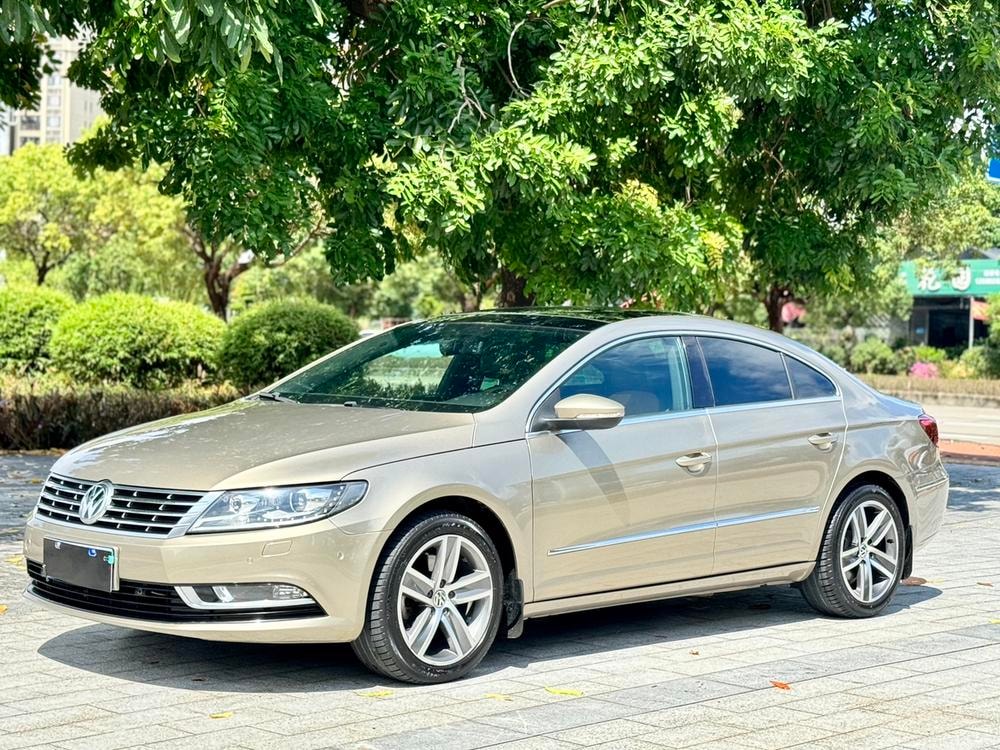 Volkswagen CC 2015 — фото автомобиля 1