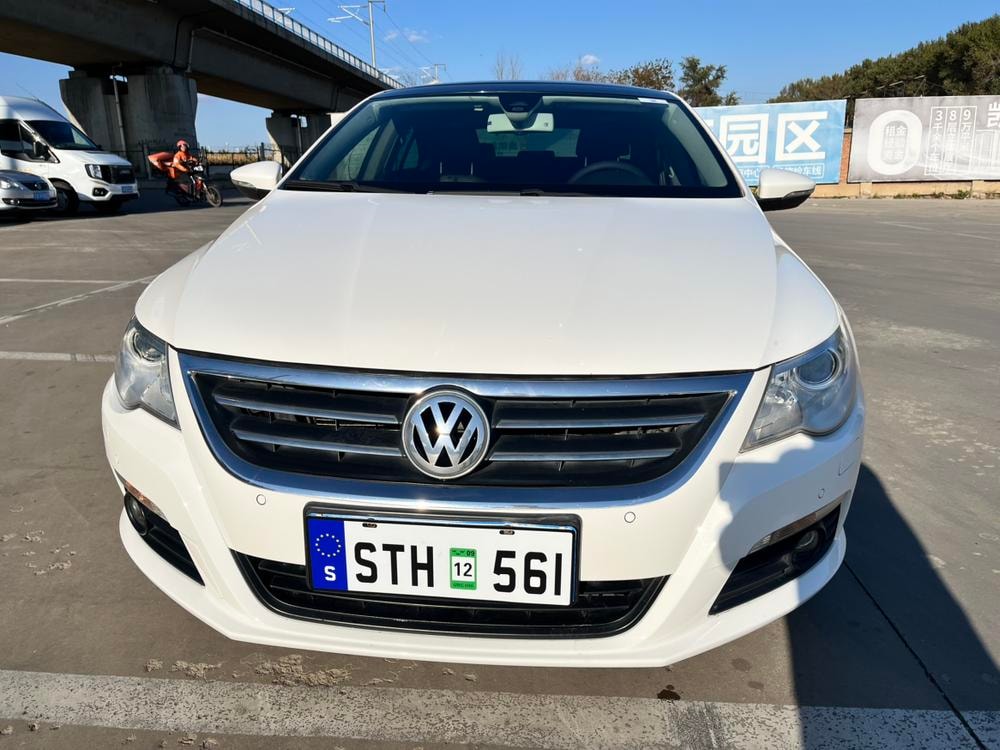 Volkswagen CC 2012 — фото автомобиля