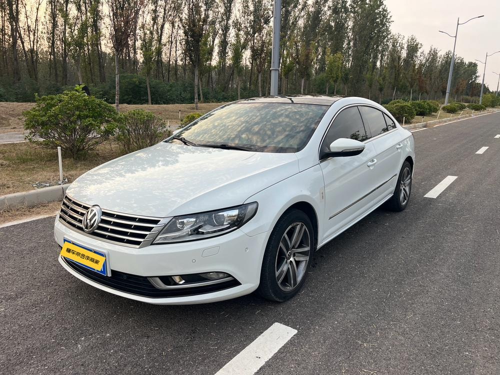 Volkswagen CC 2013 — фото автомобиля