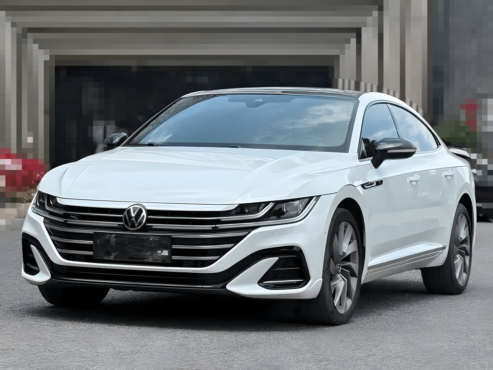Volkswagen CC 2023 — фото автомобиля