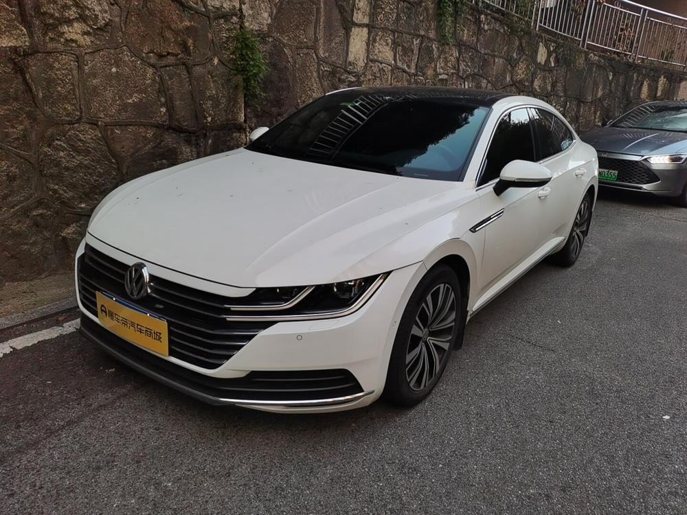 Volkswagen CC 2020 — фото автомобиля 1