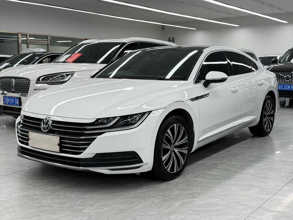 Volkswagen CC 2020 — фото автомобиля 1