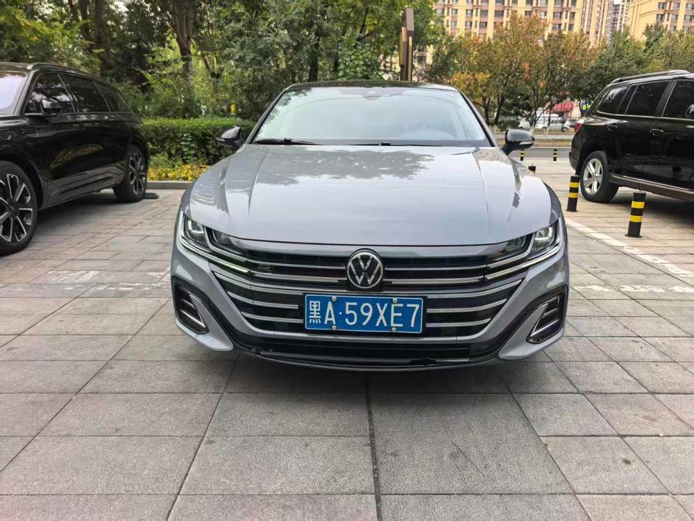 Volkswagen CC 2021 — фото автомобиля 1