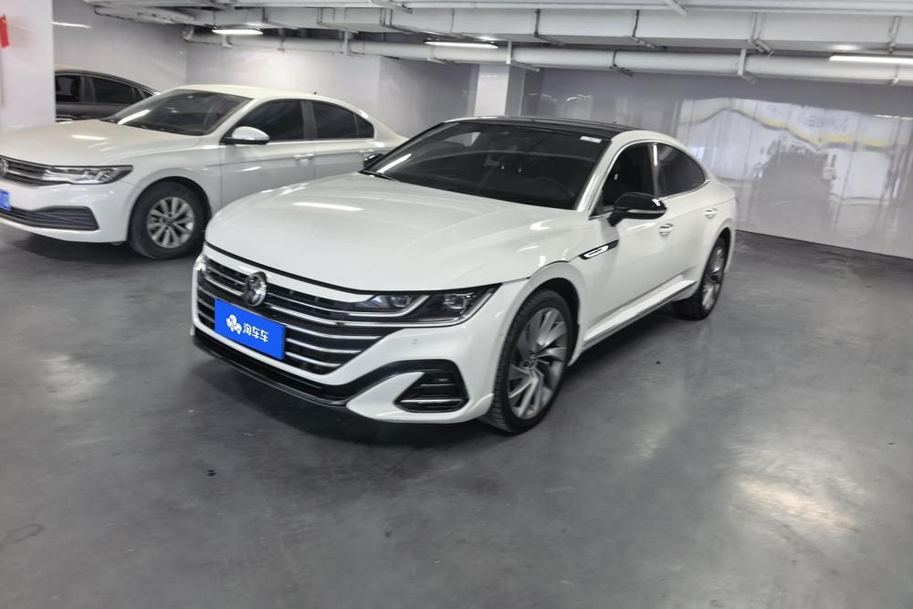 Volkswagen CC 2024 — фото автомобиля