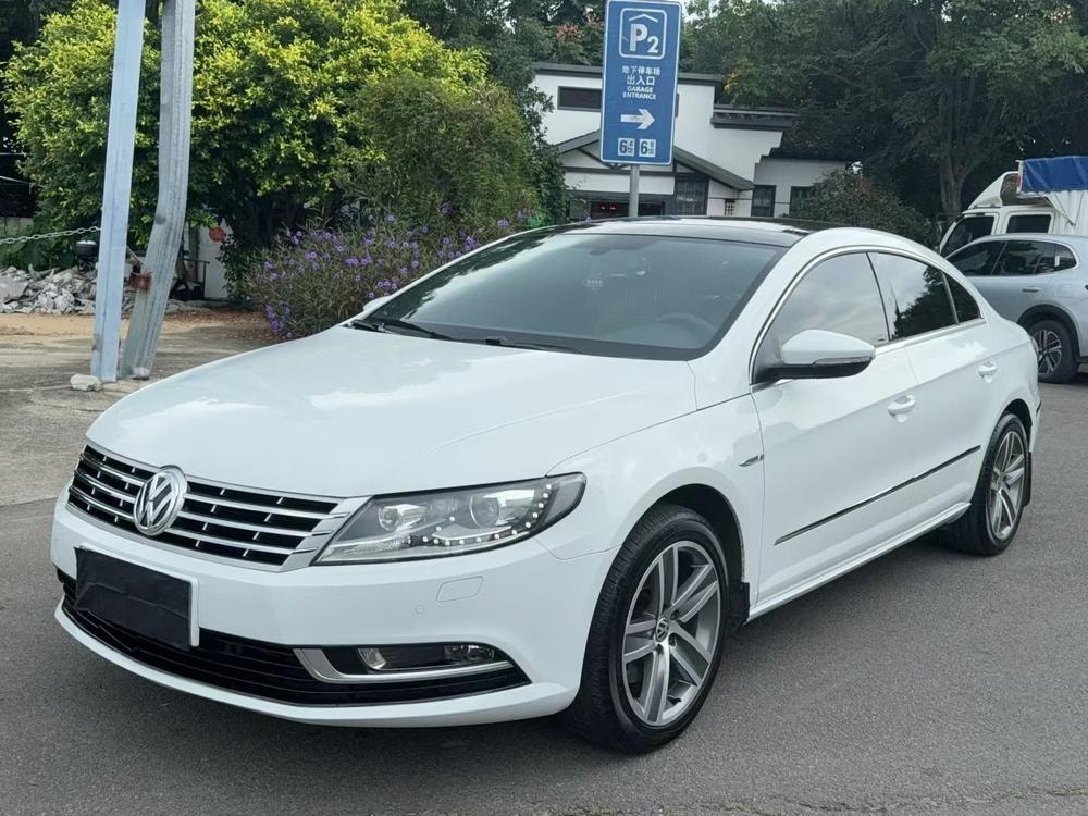 Volkswagen CC 2016 — фото автомобиля