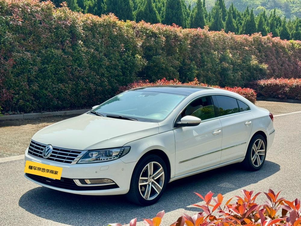 Volkswagen CC 2013 — фото автомобиля
