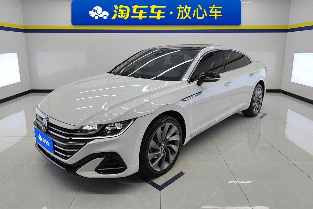 Volkswagen CC 2023 — фото автомобиля