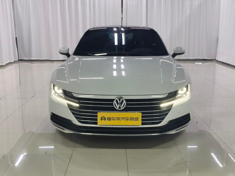 Volkswagen CC 2020 — фото автомобиля