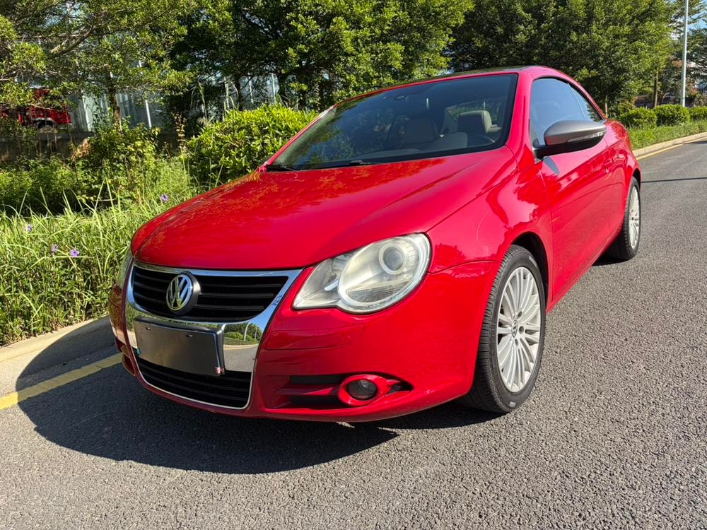Volkswagen Eos 2011 — фото автомобиля 1