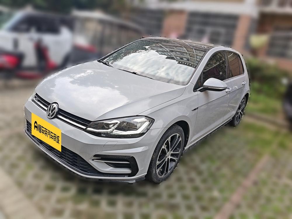 Volkswagen Golf 2020 — фото автомобиля