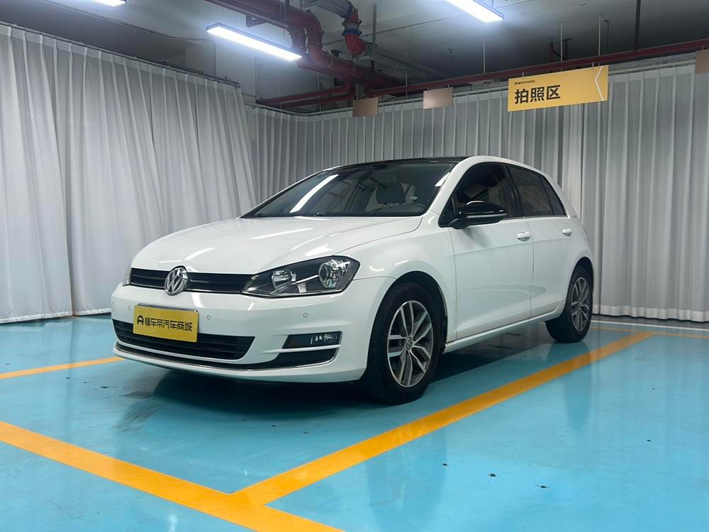 Volkswagen Golf 2017 — фото автомобиля 1