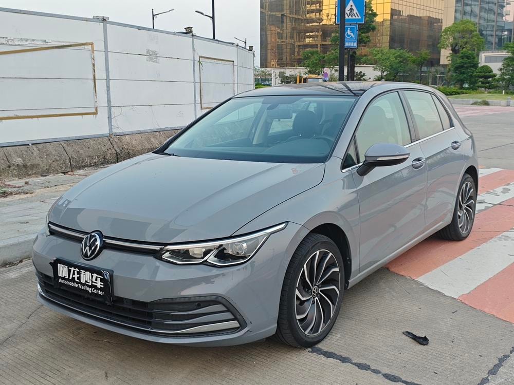 Volkswagen Golf 2021 — фото автомобиля 1