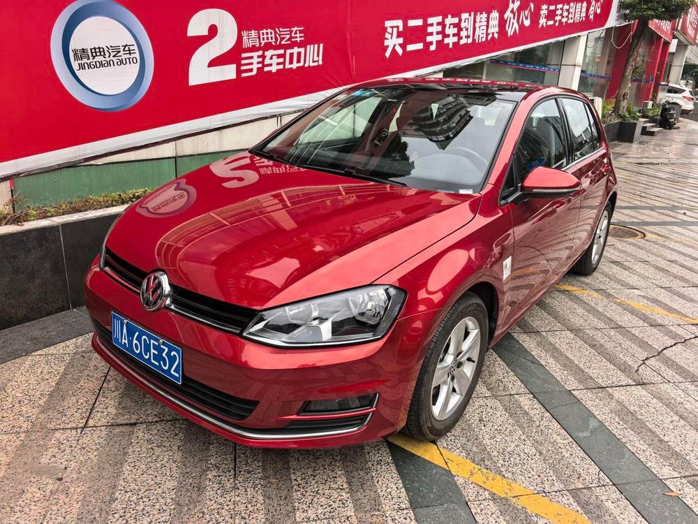 Volkswagen Golf 2016 — фото автомобиля