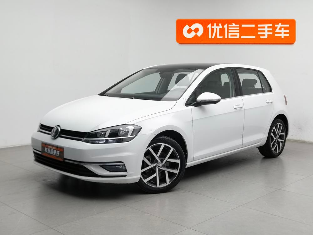 Volkswagen Golf 2018 — фото автомобиля