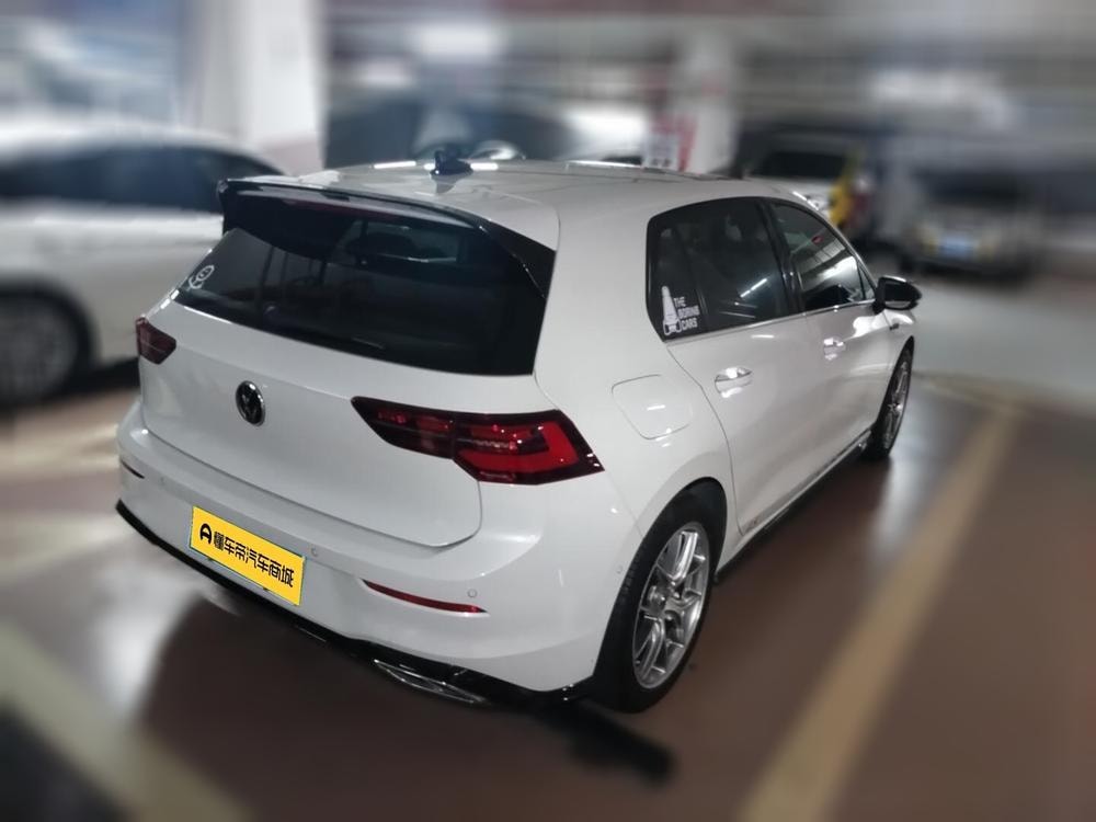 Volkswagen Golf 2021 — фото автомобиля
