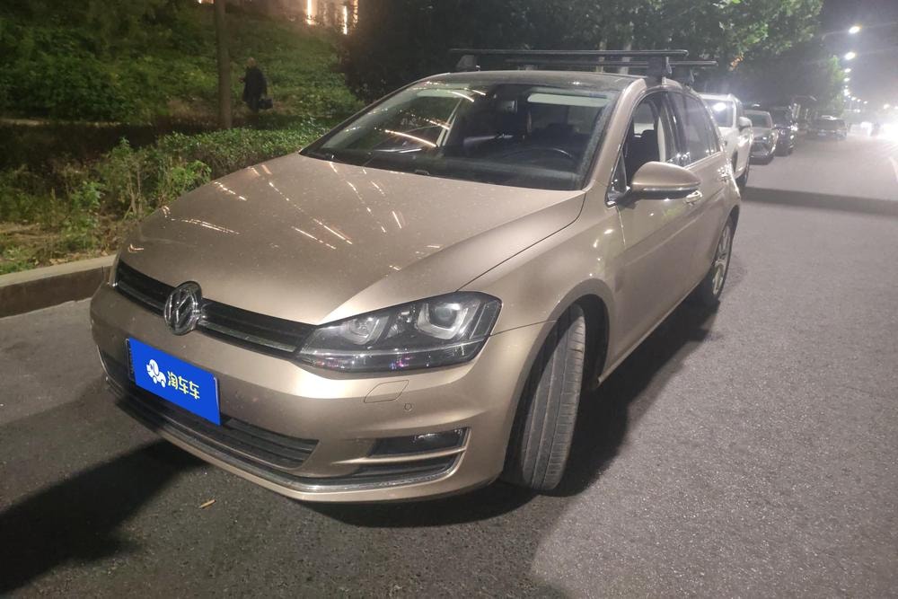 Volkswagen Golf 2015 — фото автомобиля 1