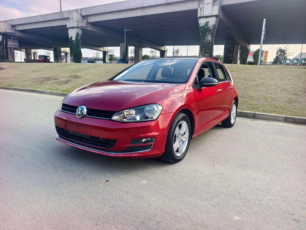 Volkswagen Golf 2017 — фото автомобиля 1