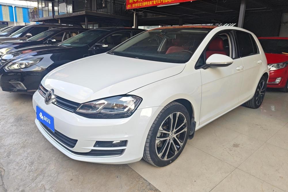 Volkswagen Golf 2015 — фото автомобиля 1