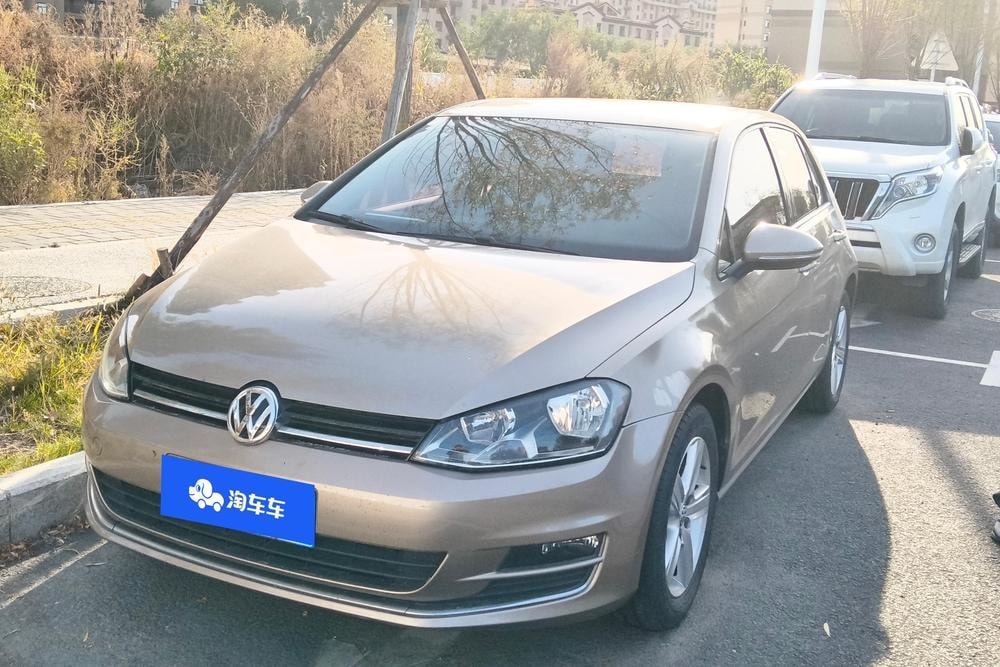Volkswagen Golf 2016 — фото автомобиля