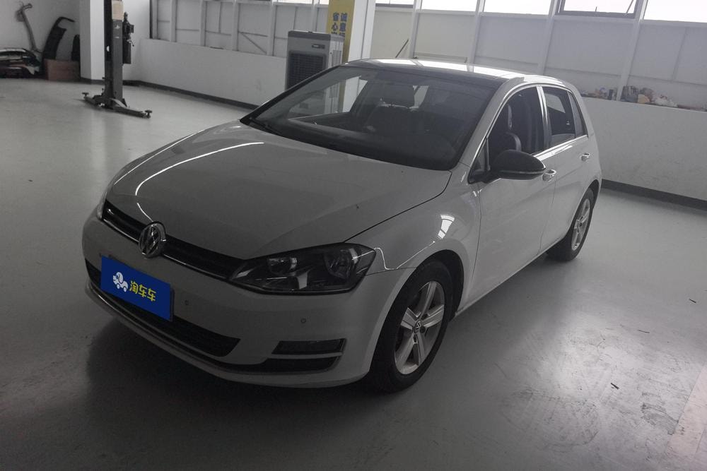 Volkswagen Golf 2017 — фото автомобиля