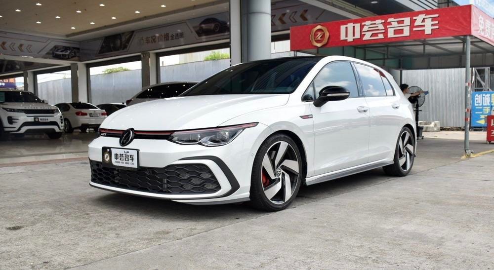 Volkswagen Golf GTI 2021 — фото автомобиля