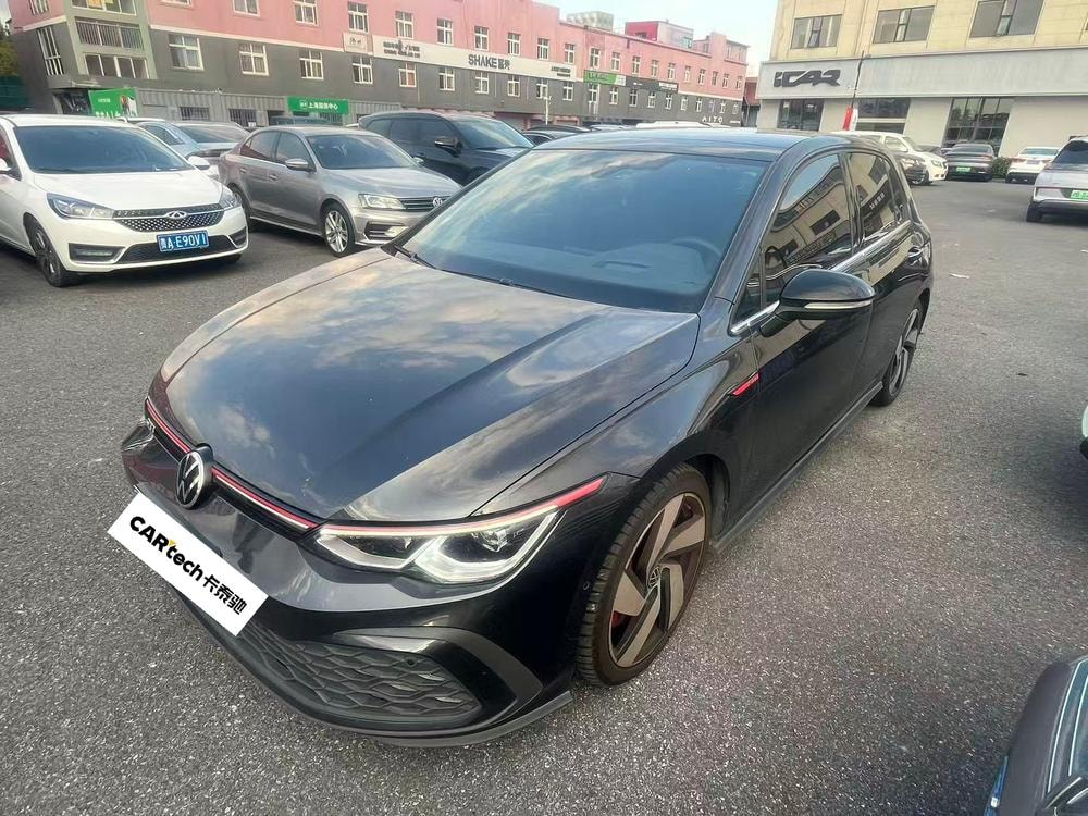 Volkswagen Golf GTI 2021 — фото автомобиля