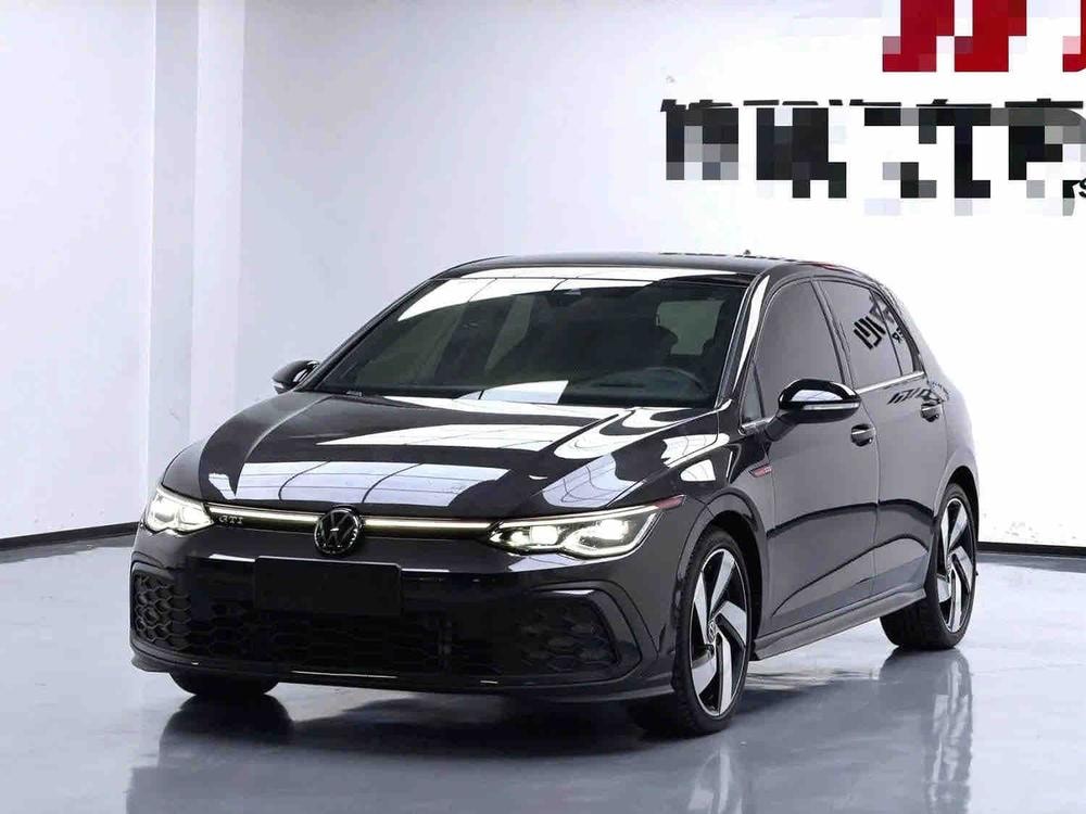 Volkswagen Golf GTI 2021 — фото автомобиля