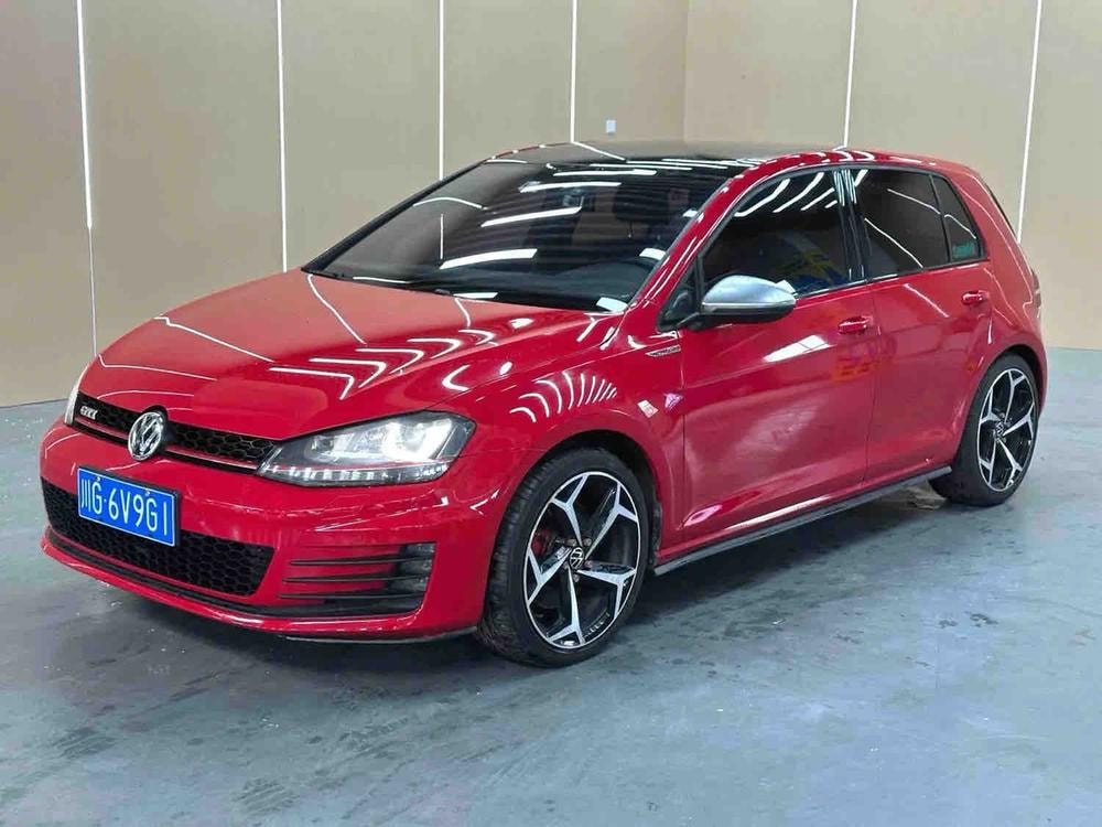 Volkswagen Golf GTI 2016 — фото автомобиля