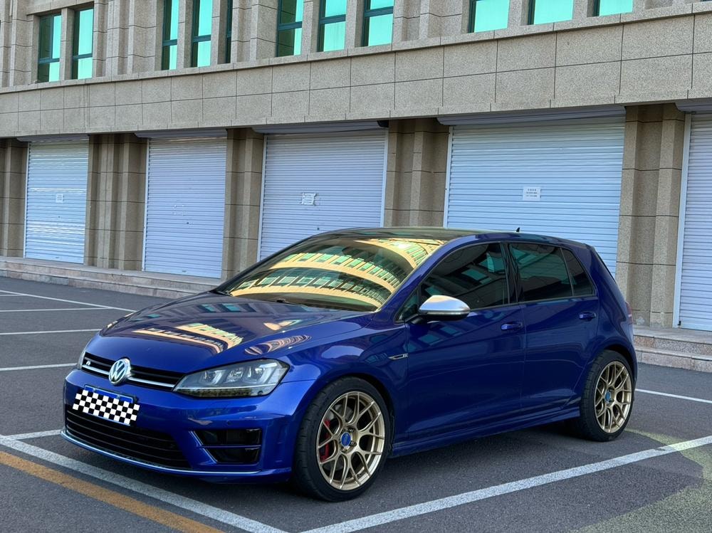 Volkswagen Golf (Import) 2015 — фото автомобиля