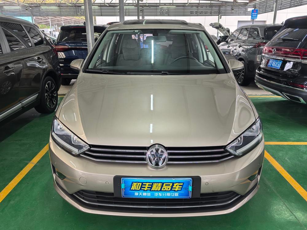 Volkswagen Golf Sportsvan 2016 — фото автомобиля