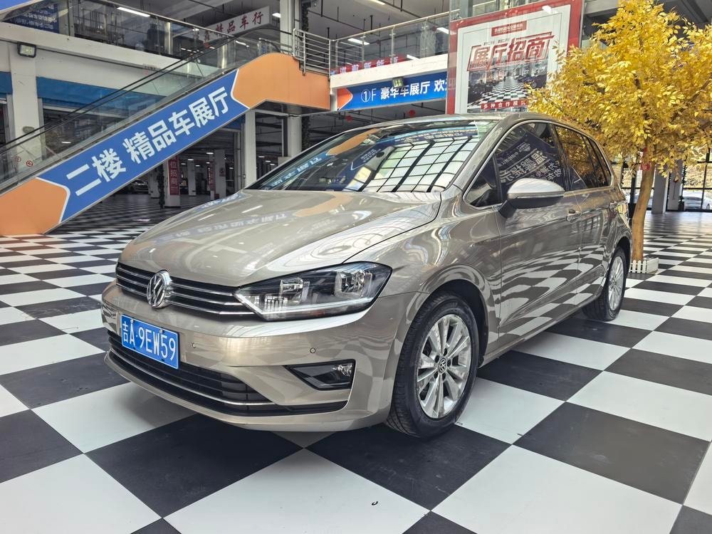 Volkswagen Golf Sportsvan 2016 — фото автомобиля
