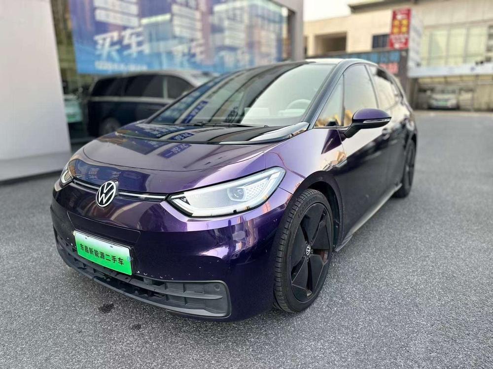 Volkswagen ID.3 2023 — фото автомобиля 1