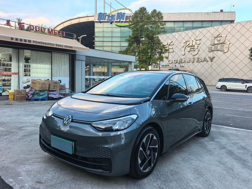 Volkswagen ID.3 2023 — фото автомобиля 1