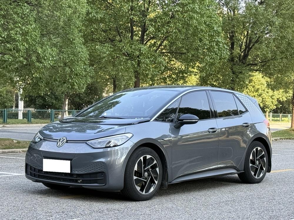 Volkswagen ID.3 2023 — фото автомобиля 1
