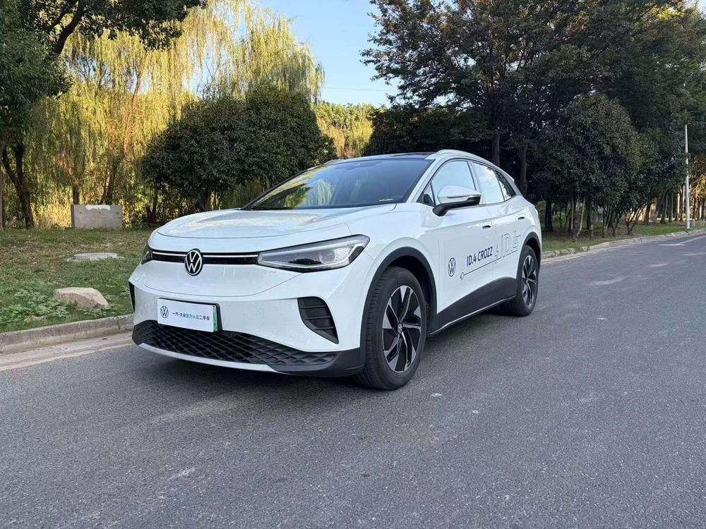 Volkswagen ID.4 CROZZ 2025 — фото автомобиля