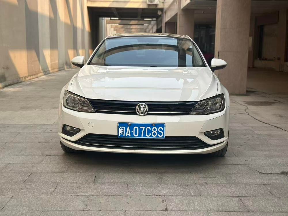 Volkswagen Lamando 2018 — фото автомобиля