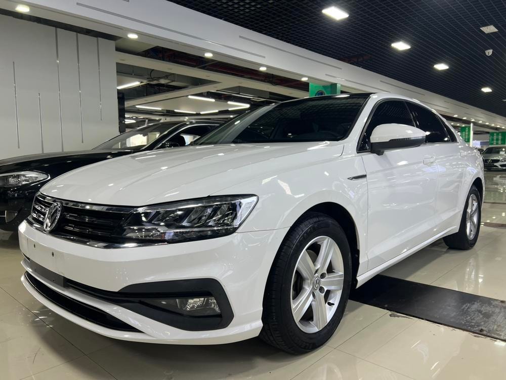 Volkswagen Lamando 2019 — фото автомобиля