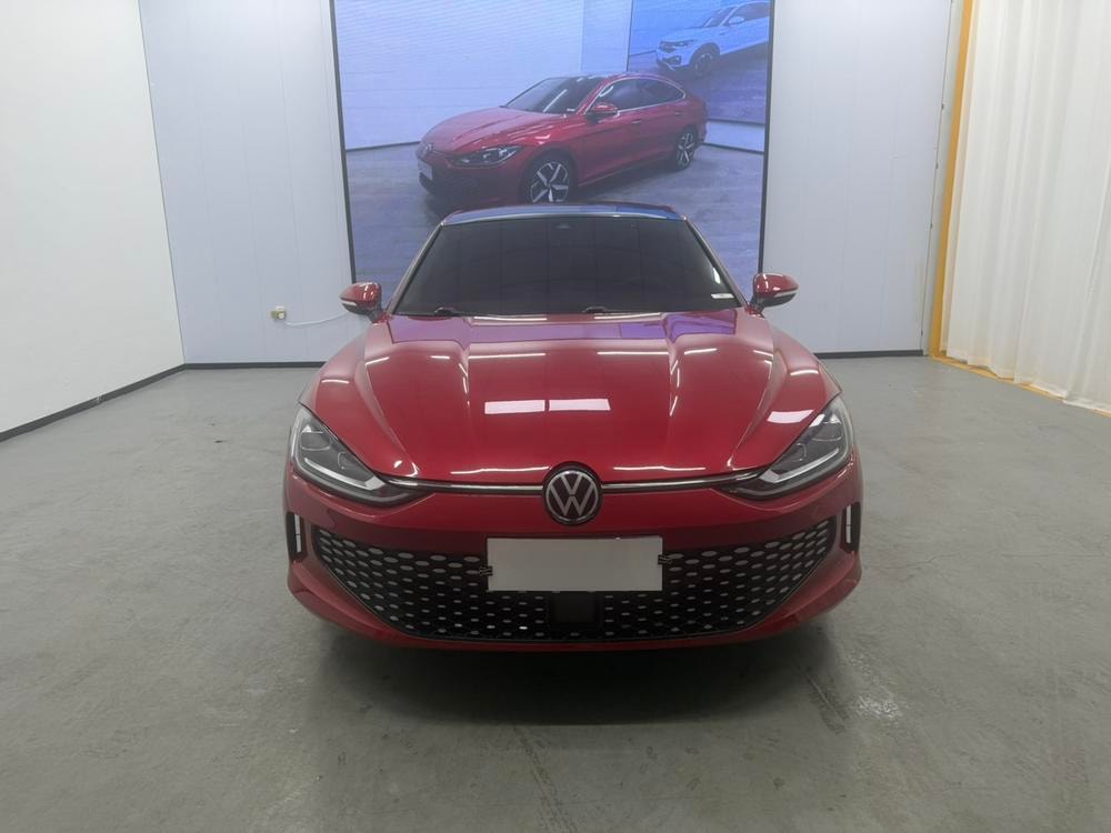 Volkswagen Lamando 2022 — фото автомобиля 1