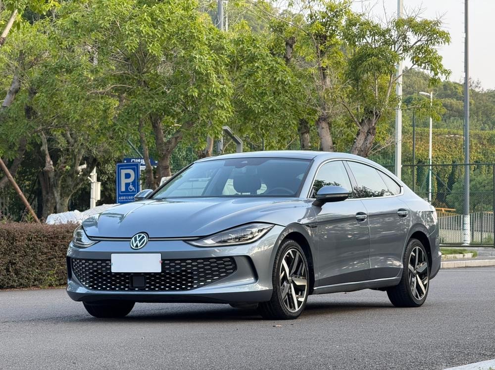 Volkswagen Lamando 2022 — фото автомобиля