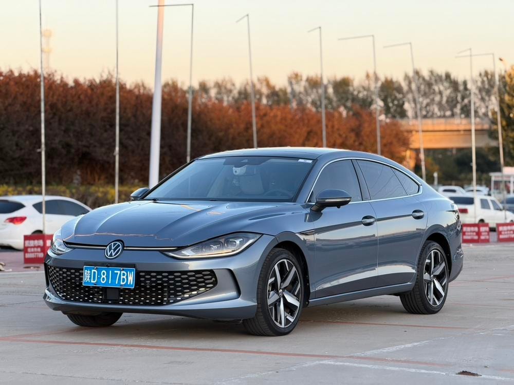 Volkswagen Lamando 2022 — фото автомобиля