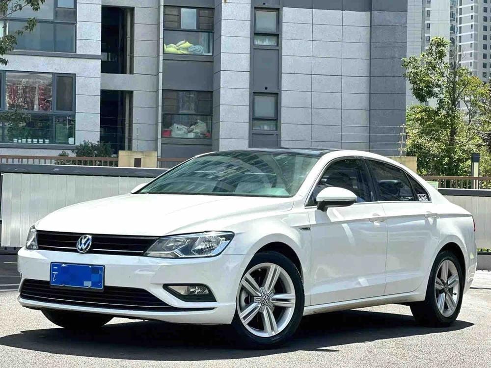Volkswagen Lamando 2018 — фото автомобиля