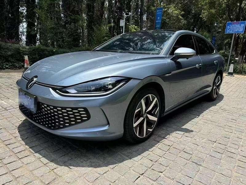 Volkswagen Lamando 2023 — фото автомобиля