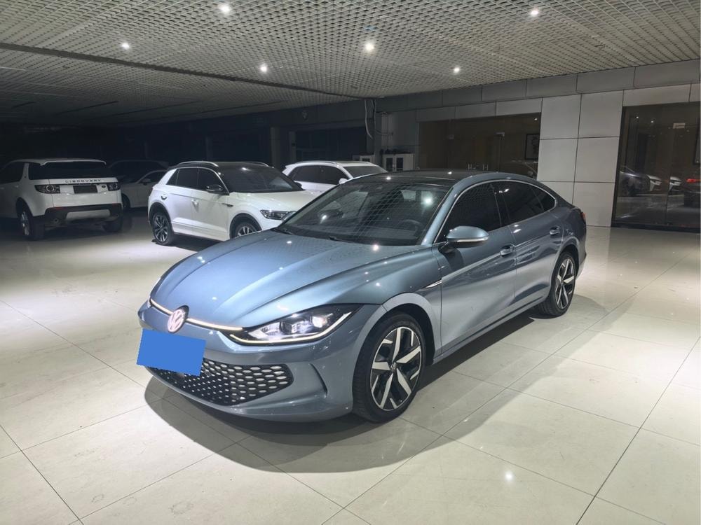 Volkswagen Lamando 2022 — фото автомобиля 1